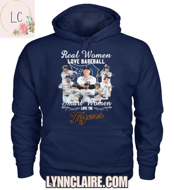 Limited Edition Real Women Love Baseball Smart Women Love The Detroit Tigers 2D T-Shirt